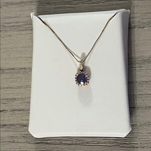 Elegant Gold and Purple Pendant Necklace